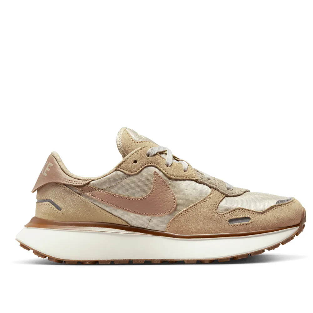 Nike Women's Phoenix Waffle Shoes